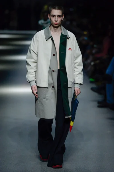 Look 47